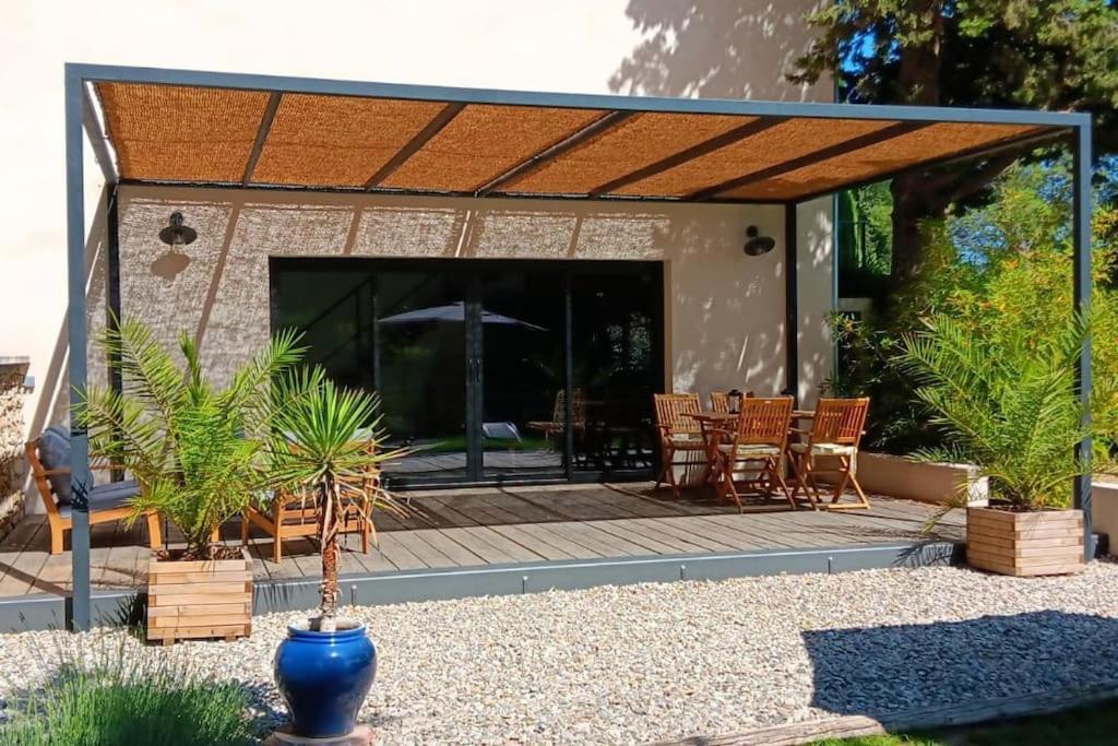 Gite Cosy Au Coeur Du Luberon Lagnes Esterno foto