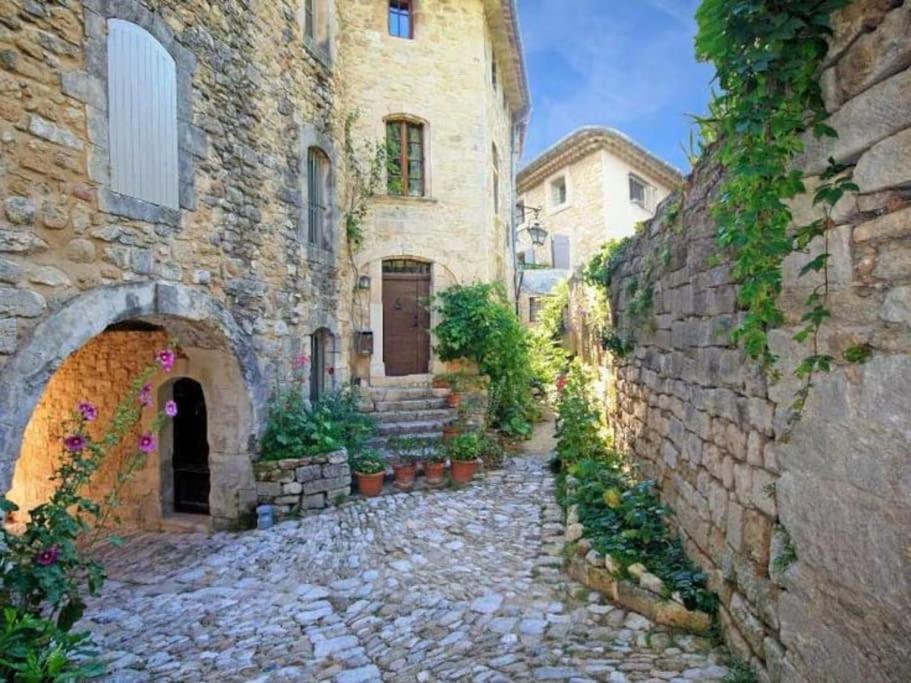 Gite Cosy Au Coeur Du Luberon Lagnes Esterno foto